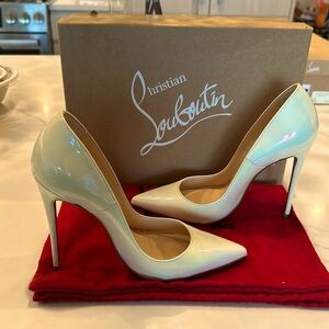 Christian Louboutin So Kate - Latte Size 36